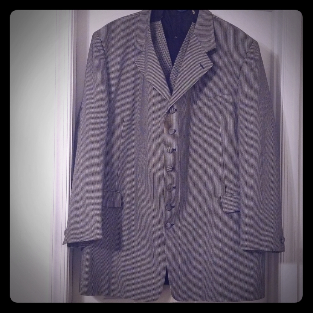 Suit